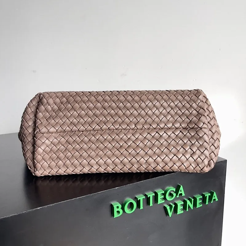 All categories 💚 Authentic bags 💚 BV 2025 new BV handbags